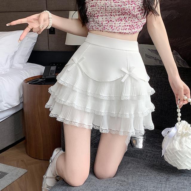 Dollette Layered Lace Mini Skirt White - Image 2