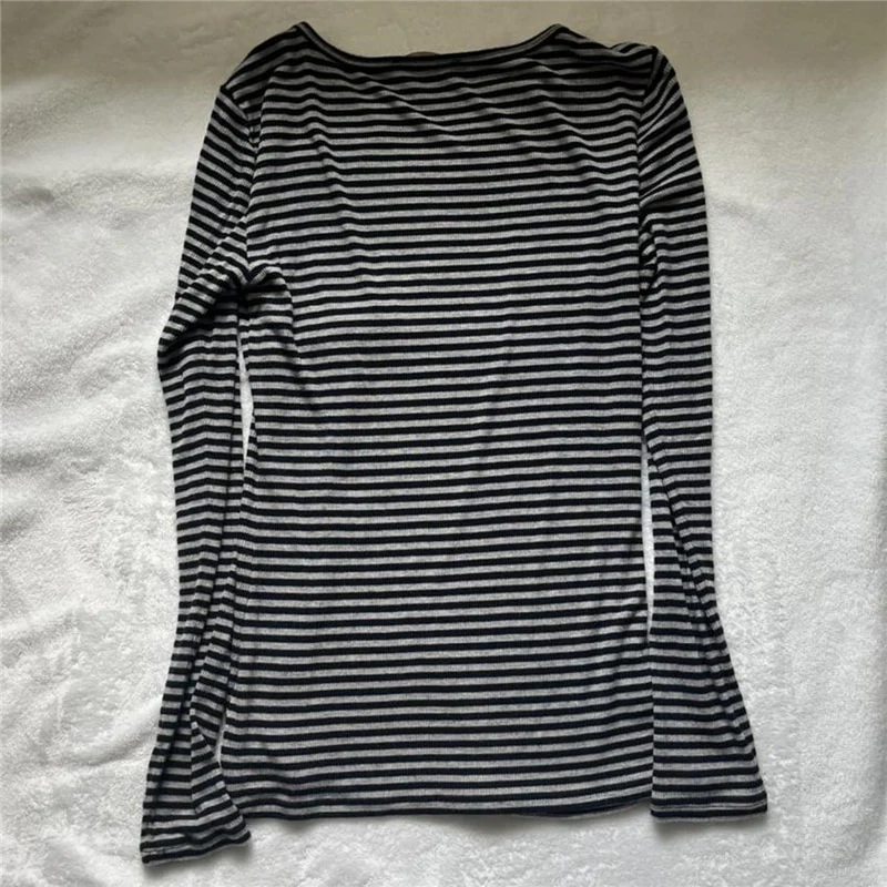 90s Grunge Striped Long Sleeves Top - Image 4