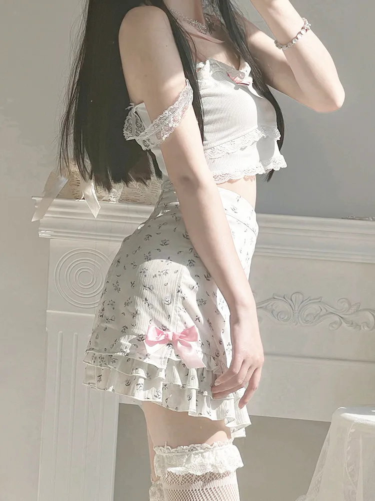 Floral Ruffle Mini Skirt - Image 4