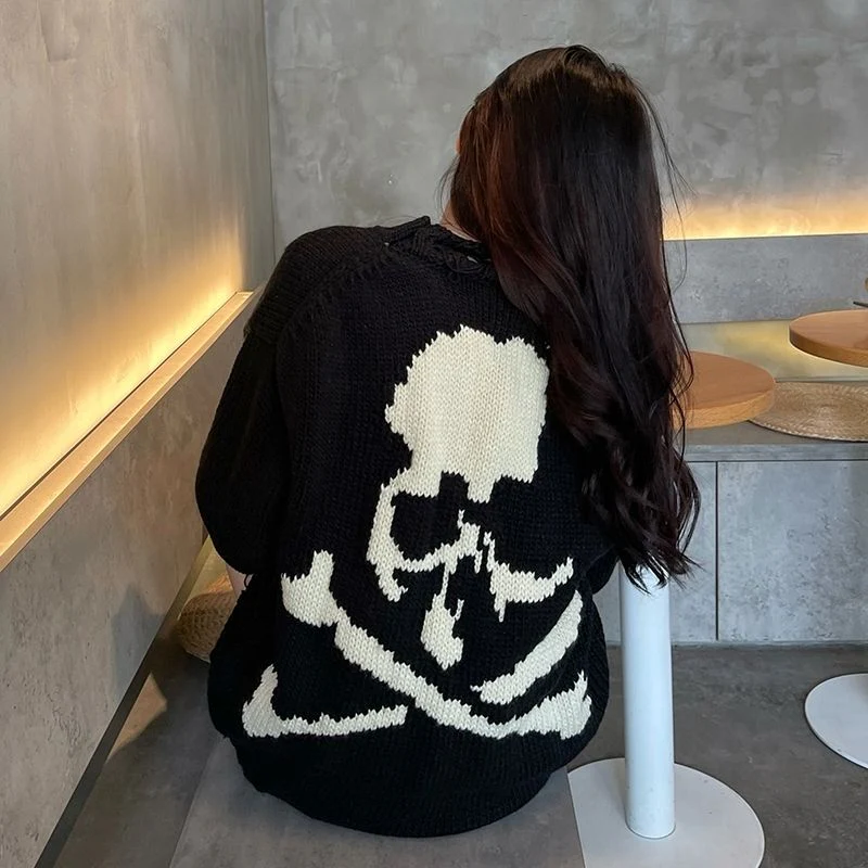 Gothic Skull Print Black Knitted Sweater - Image 10