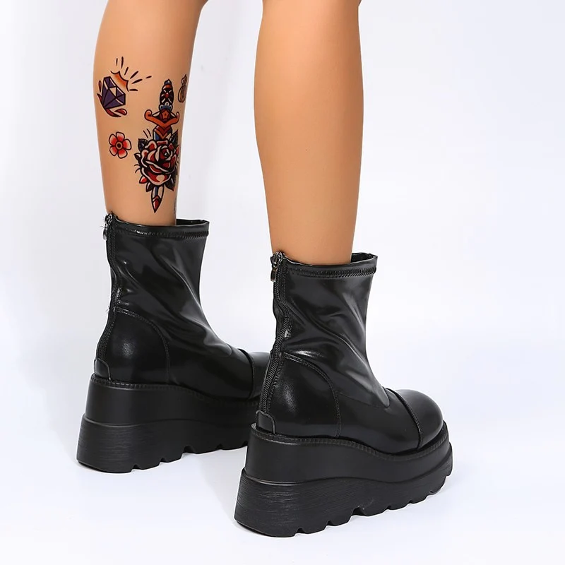 Grunge Platform Ankle Boots Black - Image 5