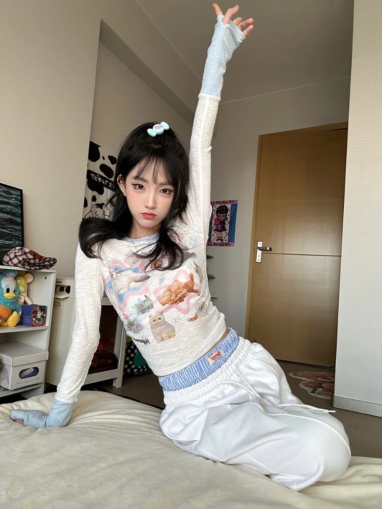 Kawaii Cat Print Long Sleeve Tee - Image 5