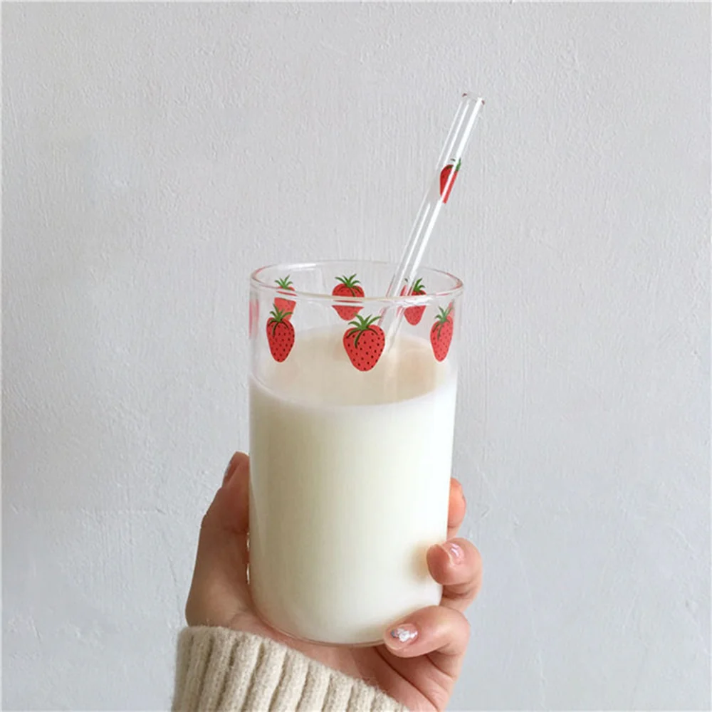 🍓 Nana Strawberry Glass with Straw - Image 8