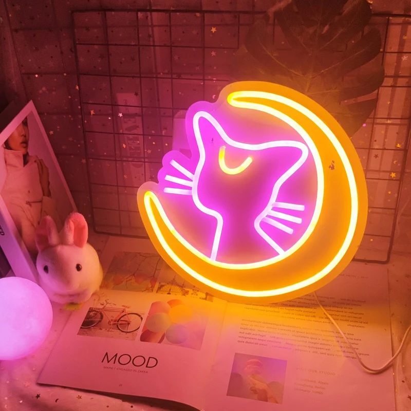 Sailor Moon Luna Neon Sign Pink - Image 2