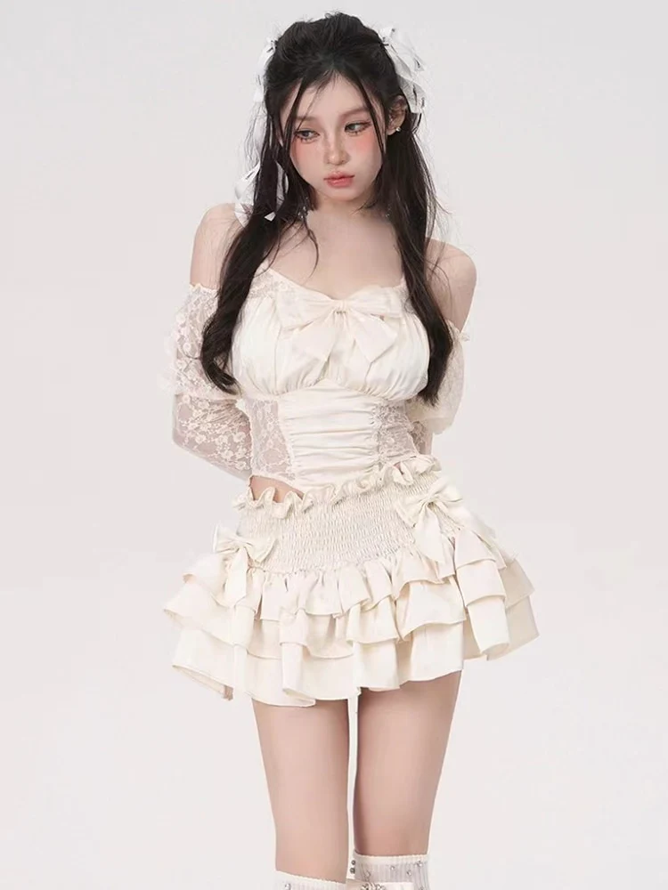 Vintage Dollette White Top - Image 11